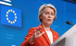 Nghị viện châu Âu tạm dừng phê chuẩn thỏa thuận thương mại với Mỹ