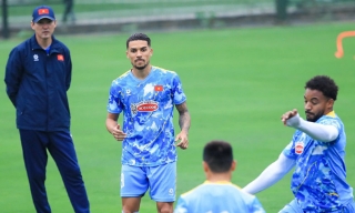 Tân binh Hoàng Hên tự hào khi khoác áo đội tuyển Việt Nam