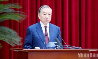 Quyết liệt thực hiện những việc phải làm, cần làm ngay, không thể chậm trễ