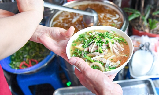 Hà Nội thí điểm 100 camera AI nhận diện vi phạm an toàn thực phẩm