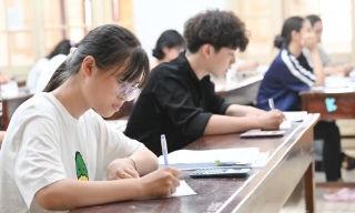 Thí sinh thử nghiệm đăng ký trực tuyến thi tốt nghiệp trung học phổ thông năm 2026