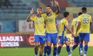 Hoàng Hên toả sáng, Hà Nội FC thắng đậm ở vòng 19 V-League