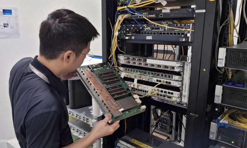  Việt Nam thử nghiệm mạng Internet 50 Gbps