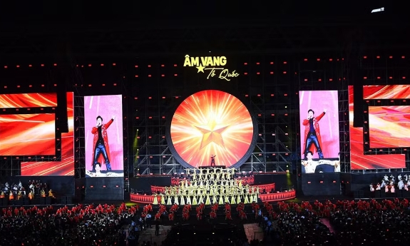 Ấn tượng chương trình nghệ thuật đặc biệt “Âm vang Tổ quốc”