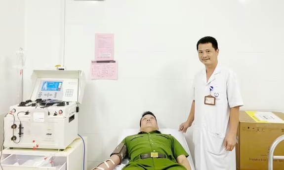 Trung tá công an Bắc Ninh 32 lần hiến máu cứu người: Còn giúp được là còn đi