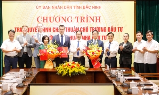 Bắc Ninh trao quyết định chấp thuận chủ trương đầu tư hai dự án điện gió quy mô hơn 6 nghìn tỷ đồng