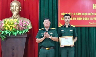  Thiếu tá quân đội lao xuống kênh cứu bé trai 5 tuổi