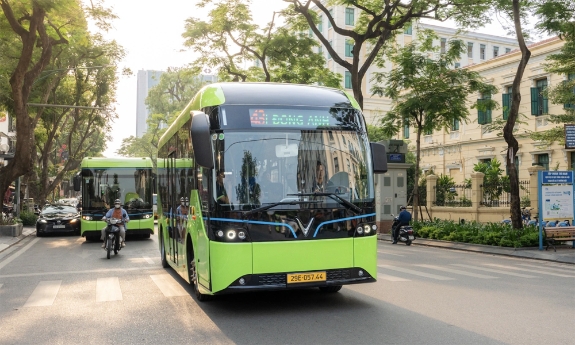 Người dân Hà Nội cần làm gì để nhận thẻ xe buýt miễn phí gắn chip?