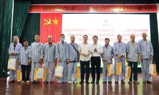 Nhiều hoạt động của Bộ Y tế chăm lo đối tượng chính sách, bệnh nhân ung thư tại Bắc Ninh 