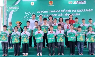  Bắc Ninh: Khánh thành bể bơi Trường Tiểu học Đồng Vương, tặng 40 suất học bơi miễn phí cho học sinh