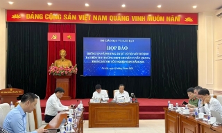 Vụ trường chuyên Tuyên Quang: Hủy kết quả, tổ chức thi lại tất cả các môn