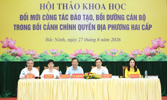 Đổi mới đào tạo, bồi dưỡng cán bộ trong bối cảnh vận hành chính quyền địa phương 2 cấp