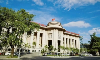 Từ ngày 1/11, ngân hàng chia sẻ thông tin tín dụng phải được khách đồng ý