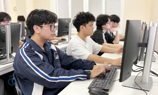 Sửa đổi, bổ sung một số nội dung của chương trình giáo dục thường xuyên