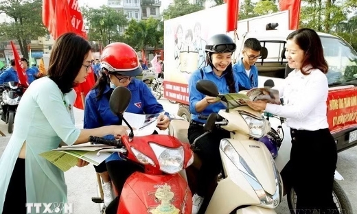 Mức sinh thấp, dân số già hóa nhanh: Việt Nam cần gì từ thế hệ trẻ?