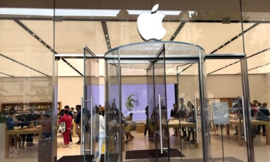  Mẫu iPhone Duo của Apple 'cháy hàng' trong ngày mở bán
