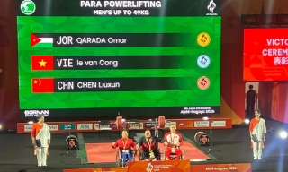 Đô cử Lê Văn Công giành Huy chương Bạc tại Asian Para Games 2026