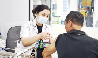 Não mô cầu xâm lấn: Bệnh diễn biến tối cấp, người khỏe mạnh cũng có thể mắc