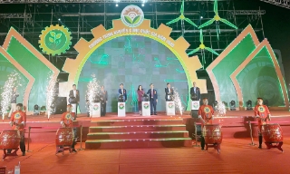 Khai mạc Hội chợ Triển lãm hàng công nghiệp nông thôn năm 2025