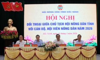 Lãnh đạo Hội Nông dân tỉnh đối thoại với cán bộ, hội viên nông dân