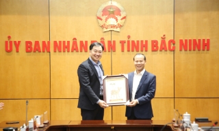 Lãnh đạo tỉnh Bắc Ninh tiếp Đoàn công tác Hiệp hội Công nghiệp bán dẫn Singapore đến tìm hiểu cơ hội hợp tác đầu tư