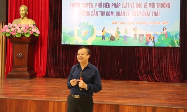  Nâng cao kiến thức về bảo vệ môi trường cho cán bộ các xã, phường