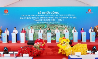 Các đồng chí lãnh đạo tỉnh dự lễ khởi công dự án khu đô thị Vinhomes King Park 