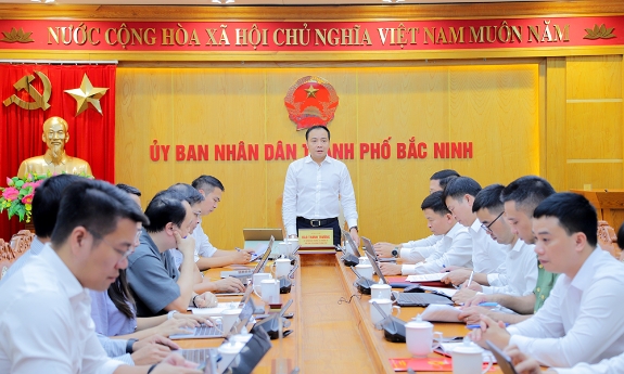 Bắc Ninh trao đổi kinh nghiệm, tháo gỡ vướng mắc về khoa học công nghệ và chuyển đổi số