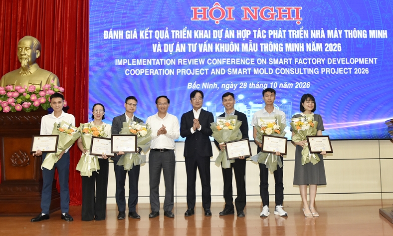  Tiếp tục nhân rộng mô hình sản xuất thông minh 