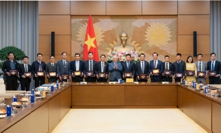 Phó Chủ tịch Thường trực Quốc hội Đỗ Văn Chiến gặp mặt Hội doanh nhân trẻ tỉnh Bắc Ninh