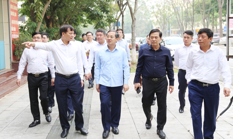  Chủ tịch UBND tỉnh Phạm Hoàng Sơn: Xây dựng phương án sử dụng cụ thể các trụ sở cơ quan Nhà nước tại phường Kinh Bắc