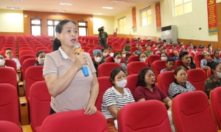   Đối thoại với người dân thôn Đông Phù về giải phóng mặt bằng dự án khu đô thị mới Tiên Du