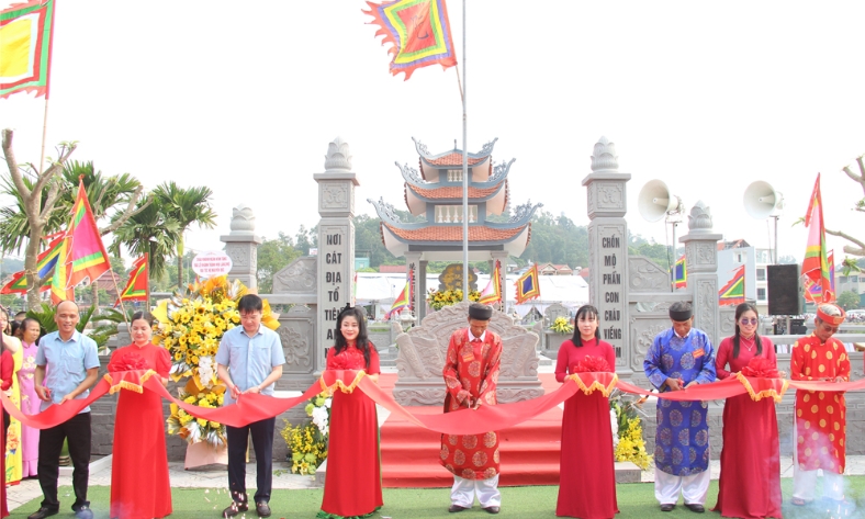  Khánh thành khu lăng mộ tổ dòng họ Nguyễn Đức