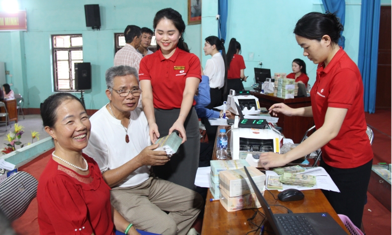  Lương Tài: 94 hộ dân tổ dân phố Văn Dương nhận hơn 116 tỷ đồng bồi thường giải phóng mặt bằng dự án sân bay Gia Bình