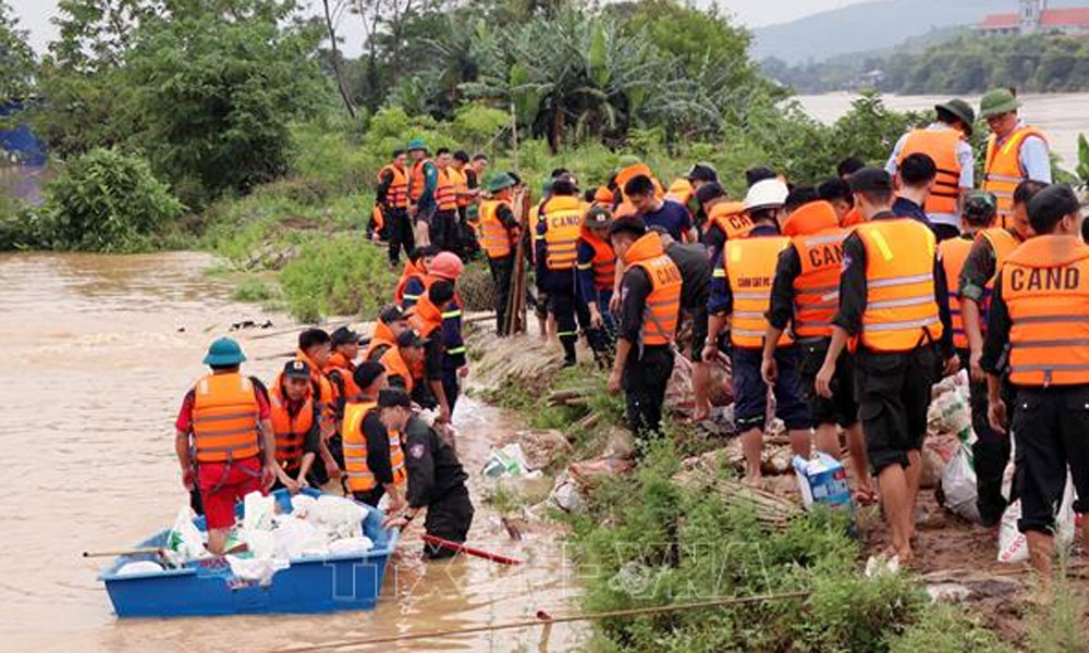  Thái Nguyên: Khẩn trương khắc phục vỡ đê bối sông Cầu