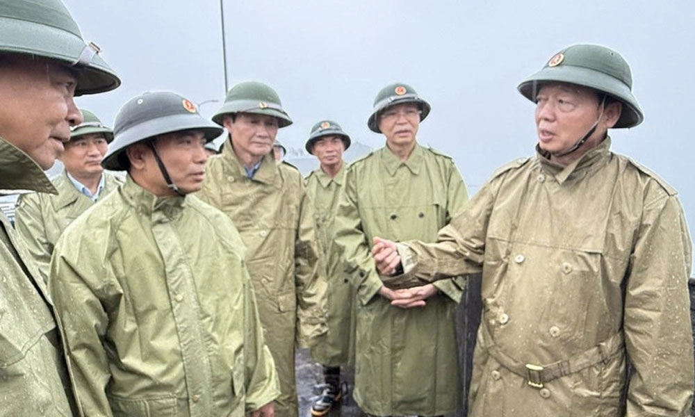  Phó Thủ tướng Chính phủ Trần Hồng Hà: Chủ động ứng phó hoàn lưu sau bão