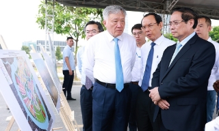 Thủ tướng Phạm Minh Chính: Xây dựng Trung tâm Tài chính quốc tế tại Việt Nam - đã làm phải thành công