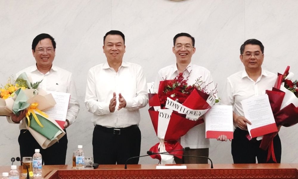  Bộ Tài chính điều động, bổ nhiệm loạt nhân sự chủ chốt