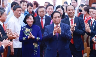 Thủ tướng Phạm Minh Chính: Xây dựng phường Tây Hồ kiểu mẫu, đi đầu trên tất cả các lĩnh vực
