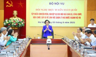 Bộ Nội vụ sẽ hướng dẫn điều tiết công chức, nơi thiếu vẫn được tuyển thêm
