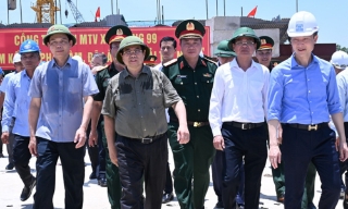 Thủ tướng Phạm Minh Chính thị sát, kiểm tra tiến độ một số dự án trọng điểm tại tỉnh Phú Thọ