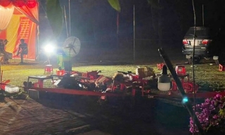 Người đâm xe biển xanh vào đám đông ở Lào Cai là Phó Bí thư Đảng ủy xã, có cồn trong máu