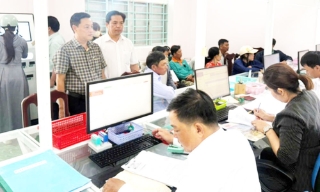 Trước mắt triển khai 28 vị trí việc làm lãnh đạo, công chức ở cấp xã