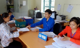 Bộ Nội vụ cử 34 công chức tăng cường về các tỉnh, thành