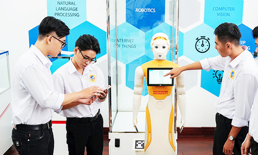  Đổi mới cơ chế trọng dụng nhân lực chất lượng cao