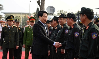80 năm Công an nhân dân Việt Nam cùng toàn dân trong sự nghiệp xây dựng và bảo vệ Tổ quốc