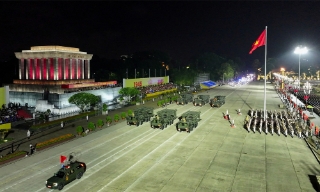 Hợp luyện diễu binh tại Ba Đình
