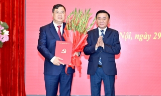 Bộ Chính trị bổ nhiệm đồng chí Phạm Gia Túc giữ chức vụ Chánh Văn phòng Trung ương Đảng