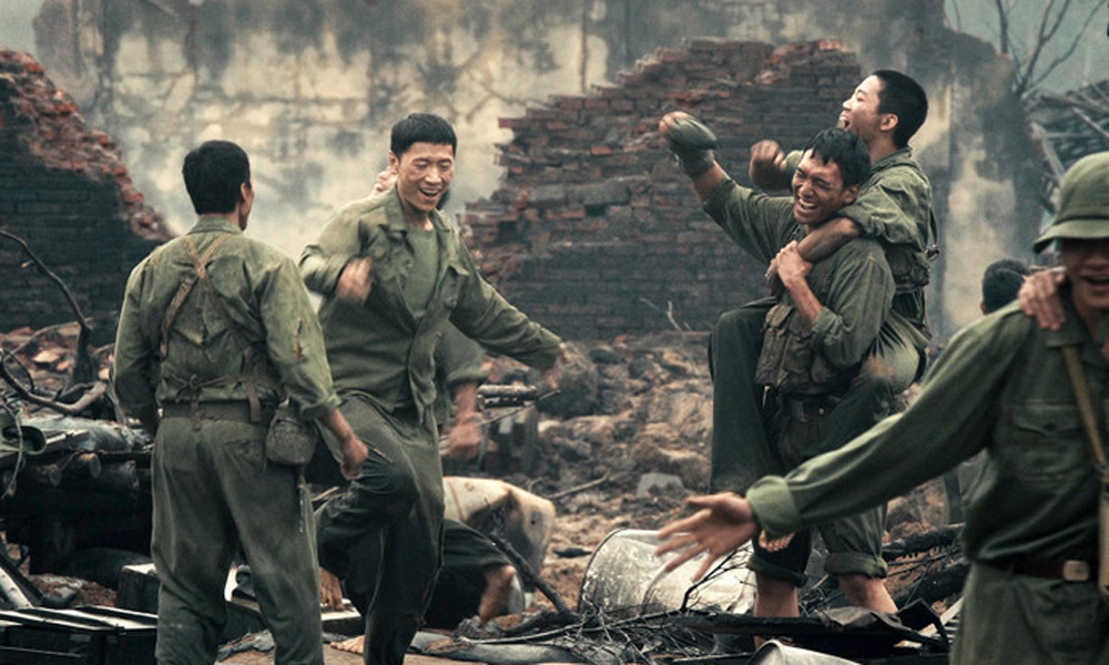  “Mưa đỏ” trở thành phim Việt có doanh thu cao nhất lịch sử điện ảnh