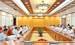 Tiếp tục tăng cường lãnh đạo, chỉ đạo công tác tổ chức đại hội đảng bộ các cấp tiến tới Đại hội XIV của Đảng